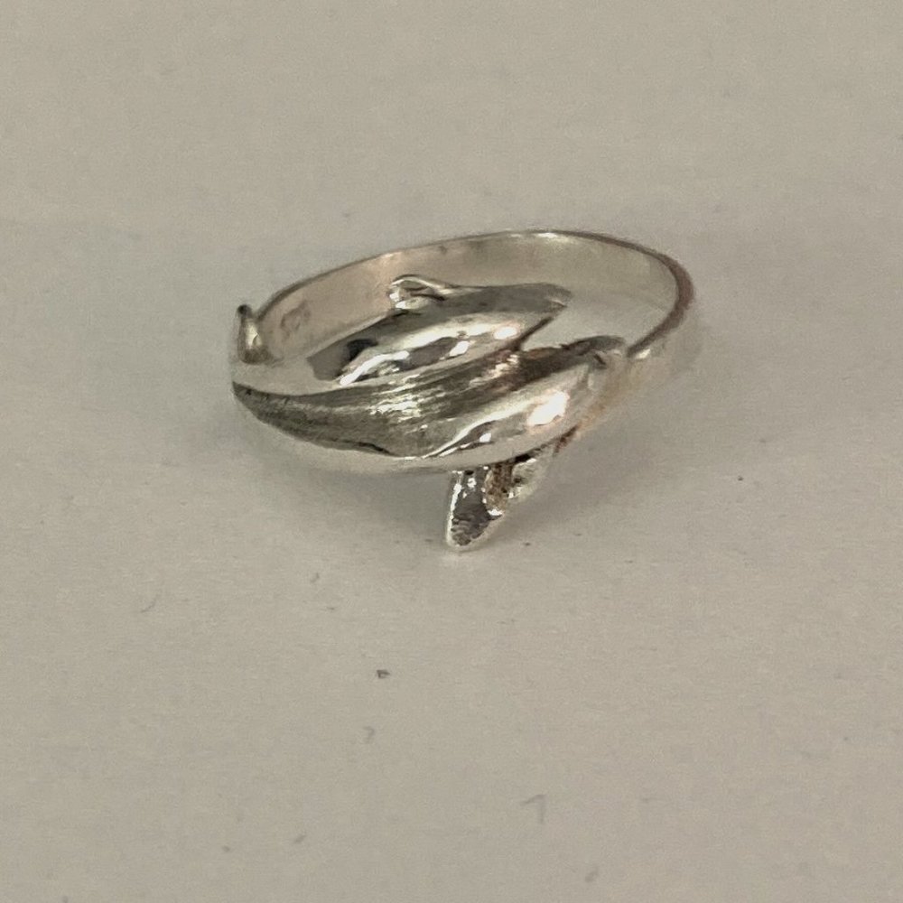 Vintage Silver Dolphin Ring size 6.5